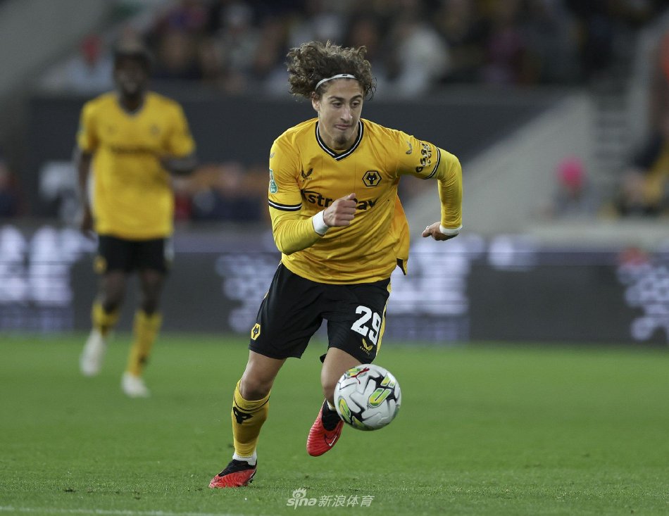 地承担了这 地承担了这